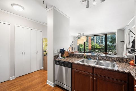 Tiny photo for 201 N Westshore Drive #604, Chicago, IL 60601 (MLS # 12693443)