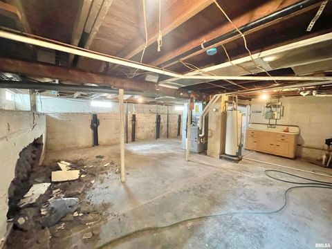 Tiny photo for 602 E MAIN Street, Christopher, IL 62822 (MLS # QC4269282)