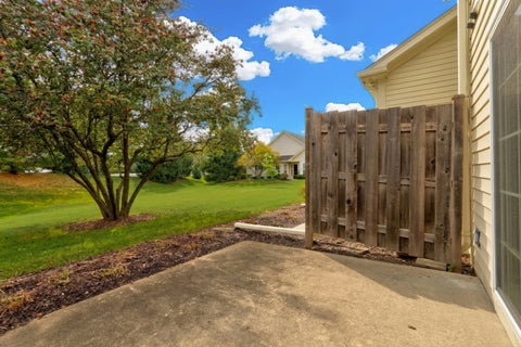 Tiny photo for 36098 N New Bridge Court, Gurnee, IL 60031 (MLS # 12787458)