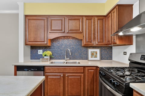 Tiny photo for 36098 N New Bridge Court, Gurnee, IL 60031 (MLS # 12787458)