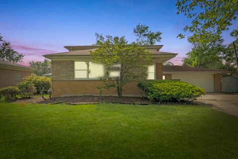 Tiny photo for 16030 University Avenue, South Holland, IL 60473 (MLS # 12508140)