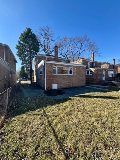 Tiny photo for 3338 W 83RD Place, Chicago, IL 60652 (MLS # 12590211)
