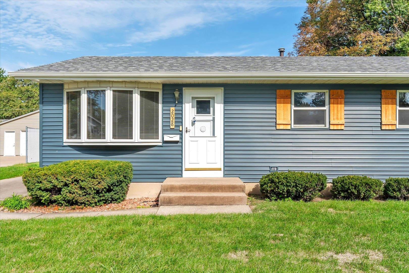 2028 W 34th Street