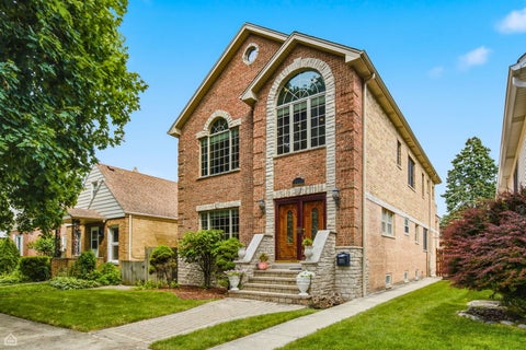 Photo of 7718 W Farragut Avenue, Chicago, IL 60656 (MLS # 12727945)