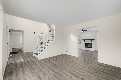 Tiny photo for 1661 Charlotte Circle, Naperville, IL 60564 (MLS # 12537276)