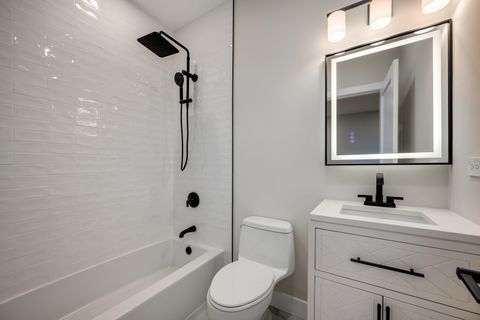 Tiny photo for 2225 W Carmen Avenue, Chicago, IL 60625 (MLS # 12535206)