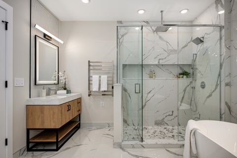 Tiny photo for 2225 W Carmen Avenue, Chicago, IL 60625 (MLS # 12535206)