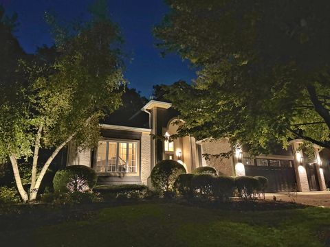 Photo of 7493 Bittersweet Drive, Gurnee, IL 60031 (MLS # 12482947)