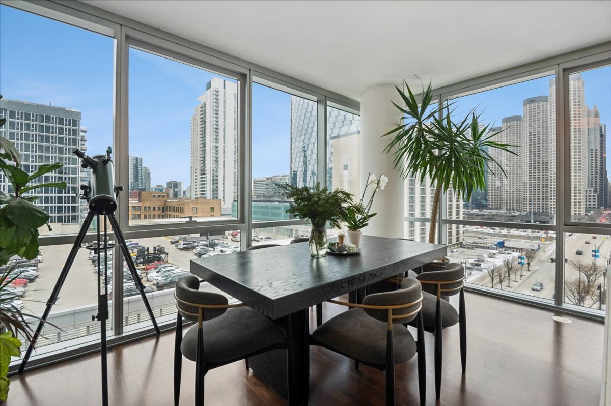 123 S Green Street 803B