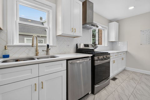 Tiny photo for 11120 S Albany Avenue, Chicago, IL 60655 (MLS # 12730622)