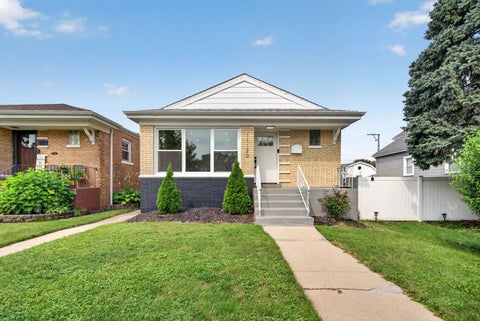 Photo of 11120 S Albany Avenue, Chicago, IL 60655 (MLS # 12730622)