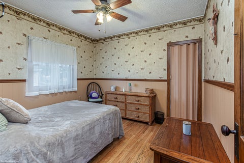 Tiny photo for 10230 S Turner Avenue, Evergreen Park, IL 60805 (MLS # 12722943)