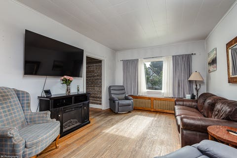 Tiny photo for 10230 S Turner Avenue, Evergreen Park, IL 60805 (MLS # 12722943)
