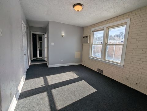 Tiny photo for 9608 S Wallace Street, Chicago, IL 60628 (MLS # 12573298)
