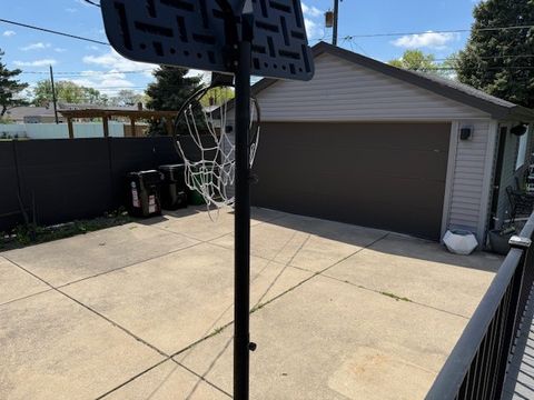 Tiny photo for 1934 Belleview Avenue, Westchester, IL 60154 (MLS # 12631617)