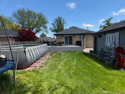 Tiny photo for 1934 Belleview Avenue, Westchester, IL 60154 (MLS # 12631617)