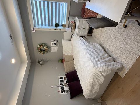 Tiny photo for 1934 Belleview Avenue, Westchester, IL 60154 (MLS # 12631617)