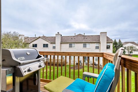 Tiny photo for 273 Nicole Drive #E, South Elgin, IL 60177 (MLS # 12606202)