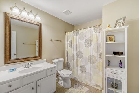 Tiny photo for 273 Nicole Drive #E, South Elgin, IL 60177 (MLS # 12606202)