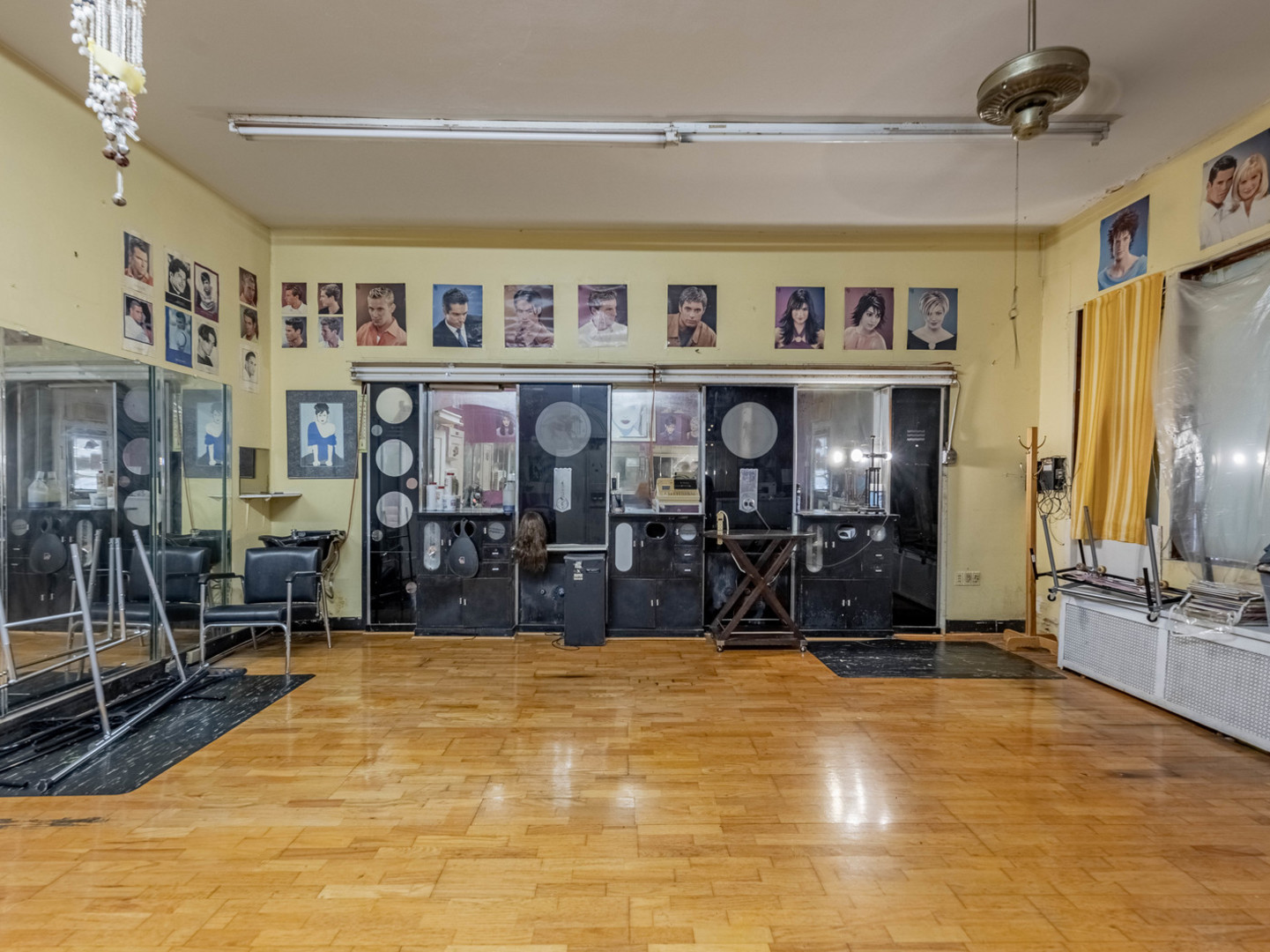 2951 W 43rd Street