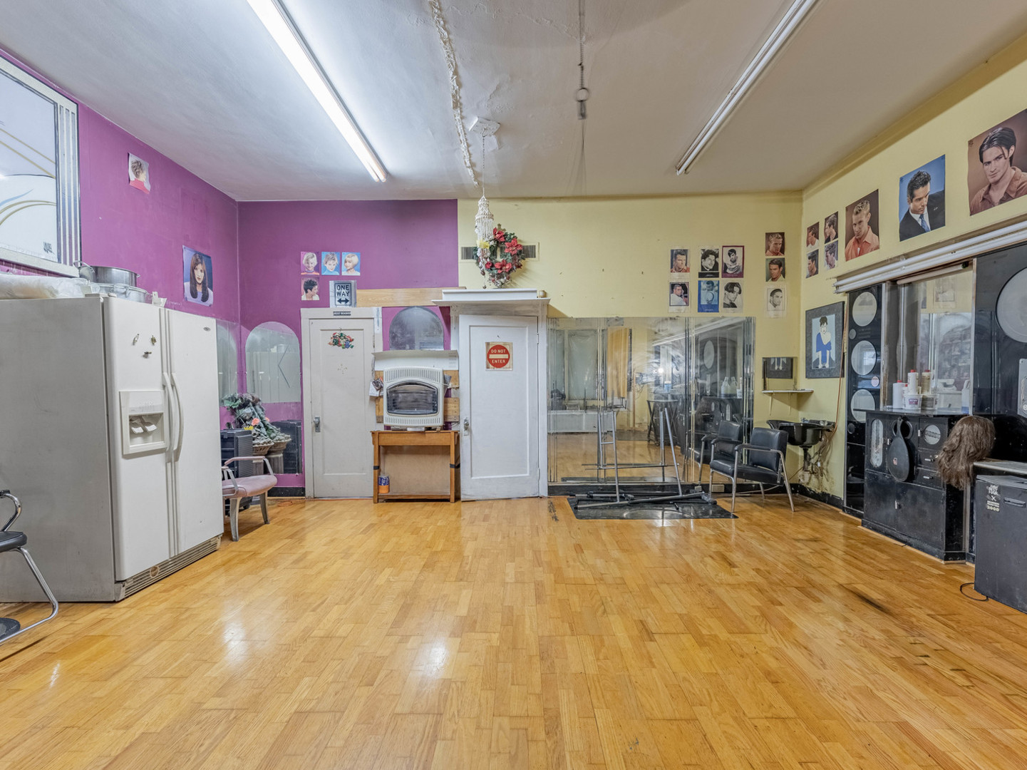 2951 W 43rd Street