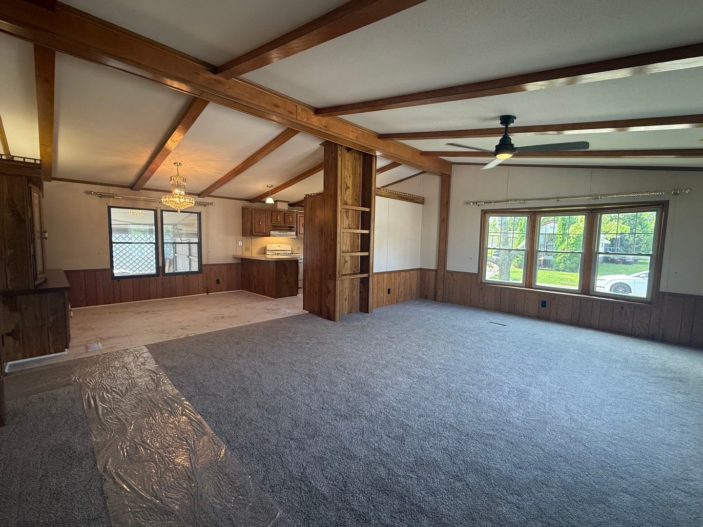 735 Thorntree Terrace