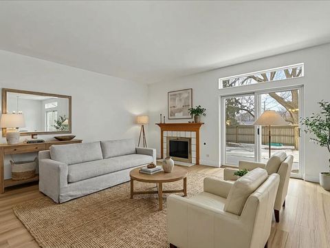 Tiny photo for 209 Huntington Court, Oswego, IL 60543 (MLS # 12584526)