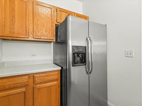 Tiny photo for 209 Huntington Court, Oswego, IL 60543 (MLS # 12584526)