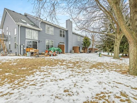 Tiny photo for 209 Huntington Court, Oswego, IL 60543 (MLS # 12584526)