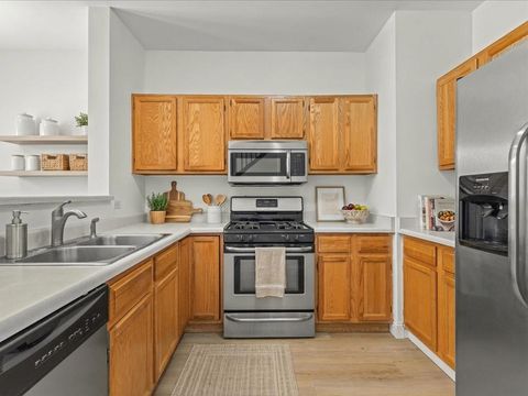 Tiny photo for 209 Huntington Court, Oswego, IL 60543 (MLS # 12584526)