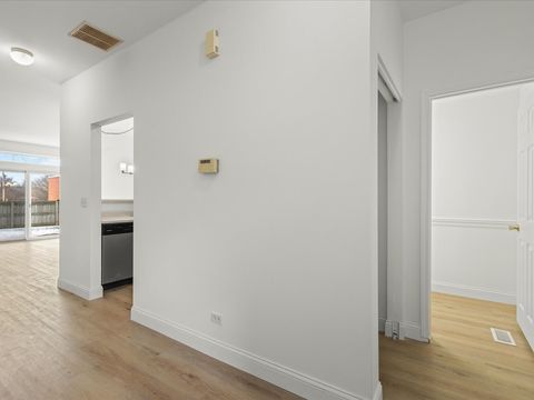 Tiny photo for 209 Huntington Court, Oswego, IL 60543 (MLS # 12584526)