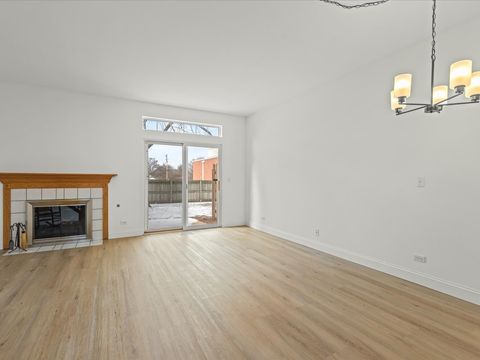 Tiny photo for 209 Huntington Court, Oswego, IL 60543 (MLS # 12584526)