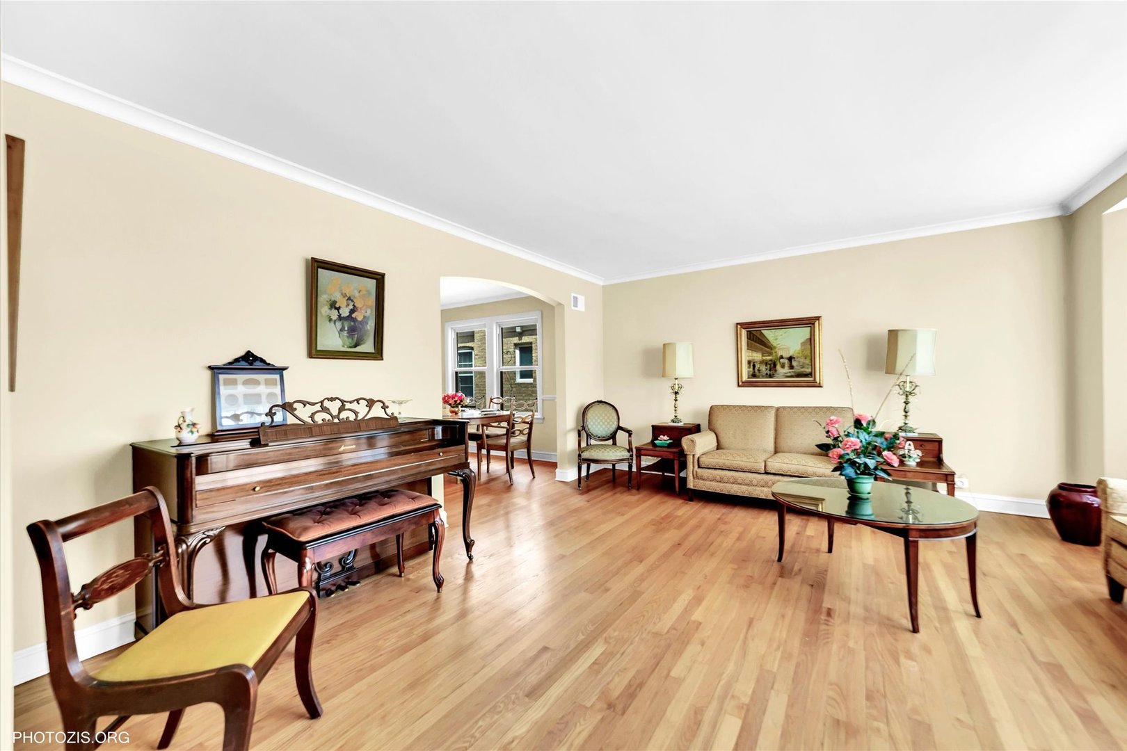 1844 N 75th Court