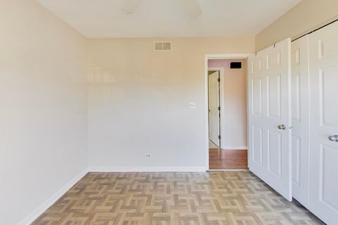 Tiny photo for 2014 Aspen Drive, Woodstock, IL 60098 (MLS # 12590074)