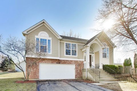 Photo of 2014 Aspen Drive, Woodstock, IL 60098 (MLS # 12590074)