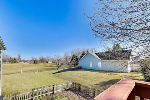 Tiny photo for 2014 Aspen Drive, Woodstock, IL 60098 (MLS # 12590074)
