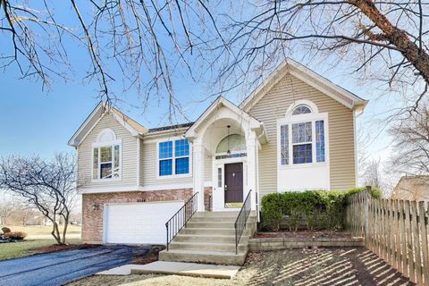 Tiny photo for 2014 Aspen Drive, Woodstock, IL 60098 (MLS # 12590074)