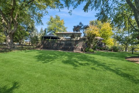 Tiny photo for 9N930 Koshare Circle, Elgin, IL 60124 (MLS # 12450582)