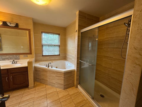 Tiny photo for 33 Buchanan Lane, Streamwood, IL 60107 (MLS # 12774699)