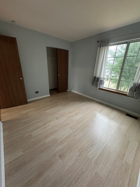 Tiny photo for 33 Buchanan Lane, Streamwood, IL 60107 (MLS # 12774699)