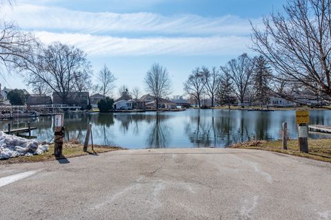 Tiny photo for 33771 N 2nd Street, Grayslake, IL 60030 (MLS # 12611847)