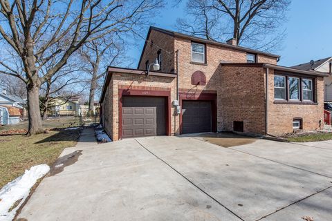 Tiny photo for 33771 N 2nd Street, Grayslake, IL 60030 (MLS # 12611847)