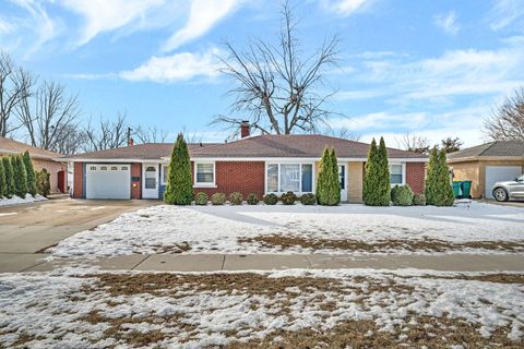 Photo of 1616 Mayfield Avenue, Joliet, IL 60435 (MLS # 12596704)