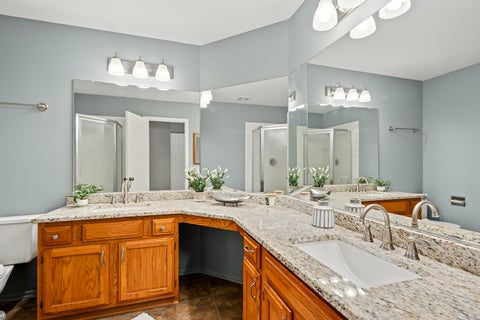 Tiny photo for 30W023 Laurel Court, Warrenville, IL 60555 (MLS # 12703164)