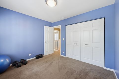 Tiny photo for 702 Clover Hill Court, Elk Grove Village, IL 60007 (MLS # 12669048)