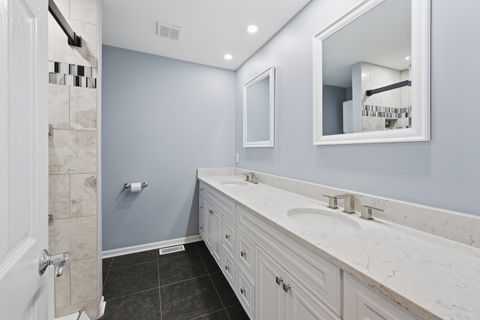 Tiny photo for 702 Clover Hill Court, Elk Grove Village, IL 60007 (MLS # 12669048)