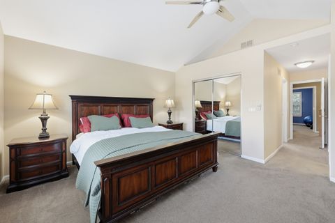 Tiny photo for 702 Clover Hill Court, Elk Grove Village, IL 60007 (MLS # 12669048)