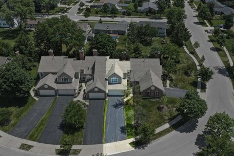 Tiny photo for 702 Clover Hill Court, Elk Grove Village, IL 60007 (MLS # 12669048)