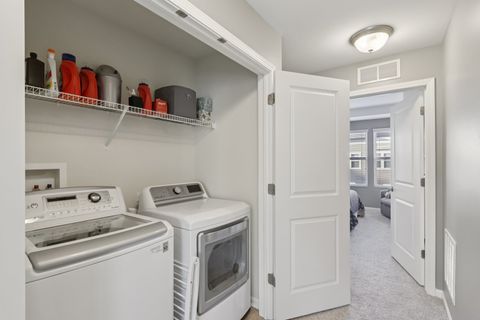 Tiny photo for 3550 Irving Place, Woodridge, IL 60517 (MLS # 12496652)