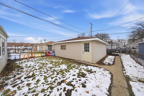 Tiny photo for 33 49th Avenue, Bellwood, IL 60104 (MLS # 12567726)